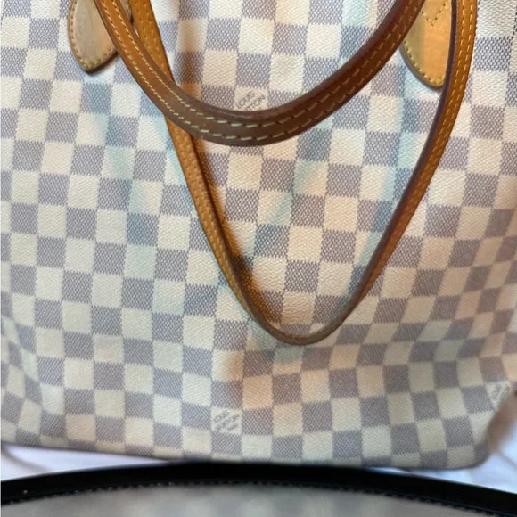 Authentic Louis Vuitton Neverfull SA1160 - Picture 9 of 14